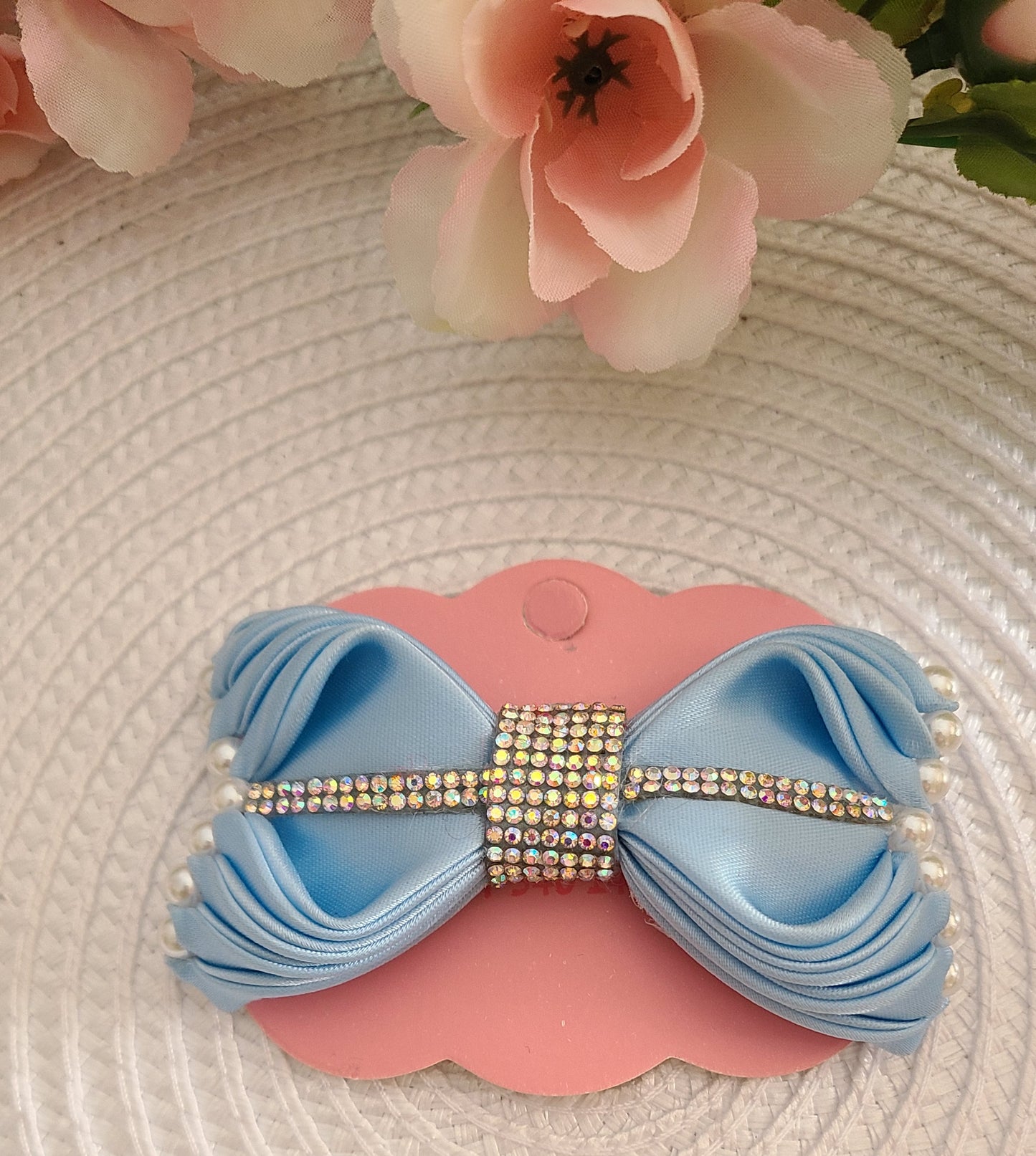pearls and glam are a girls bestfriend